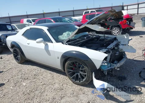 2019 Dodge Challenger R/T Scat Pack z USA, uszkodzony, nr VIN 2C3CDZFJ3KH724029